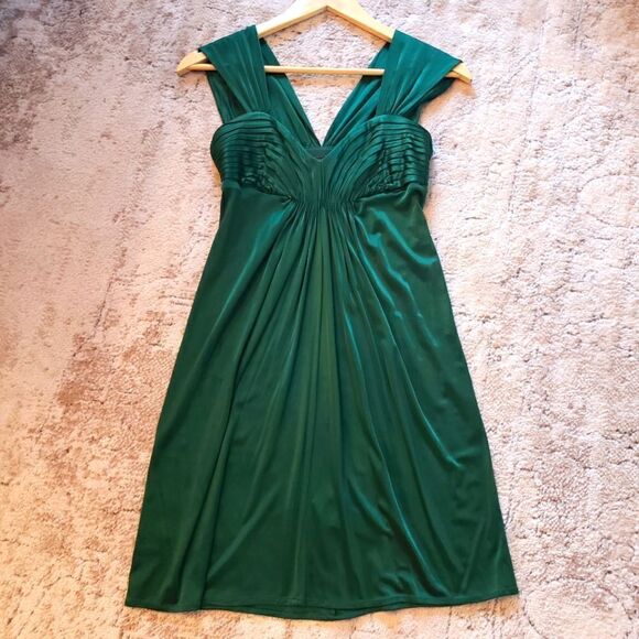 BCBG MaxAzria XXS Green Sleeveless Empire Waist Mini Dress NWOT - Picture 1 of 9